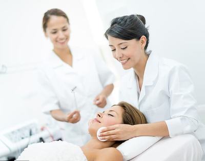 美容師不會溝通？巧用“花言巧語”提升銷售與服務